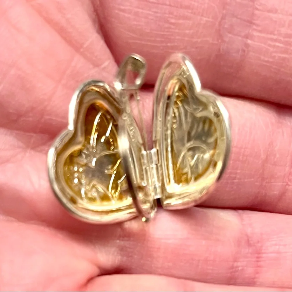 4 Photo Heart Locket Artisan Engraved Pendant Necklace, 925, RARE FIND!- Vintage - Picture 10 of 16